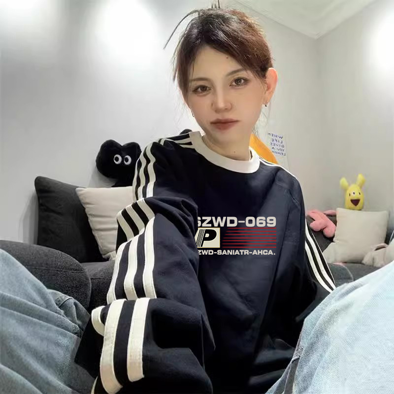 早秋返校穿搭卫衣女学院风上衣