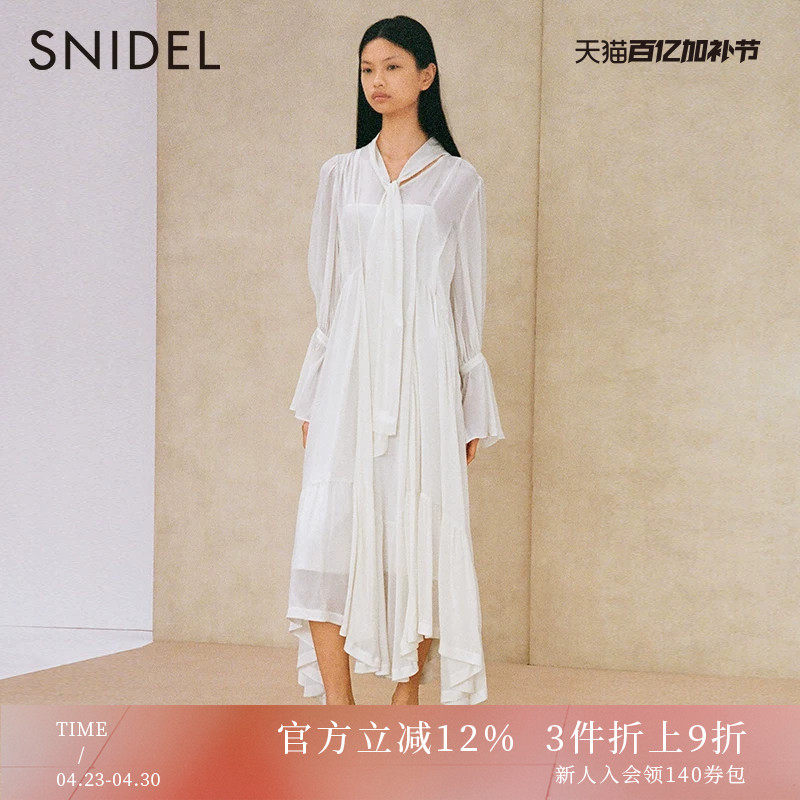 SNIDEL秋冬蝴蝶结系带不规则下摆喇叭袖连衣裙SWFO234118