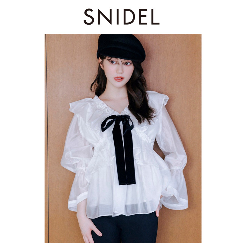 SNIDEL2026秋冬新品甜美一字肩荷叶边蝴蝶结泡泡袖衬衫SWFB264202