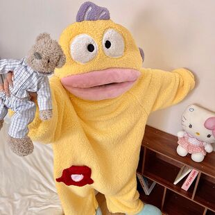 黄色小丑鱼连体睡衣女法兰绒秋冬季保暖加厚加绒珊瑚绒大码家居服