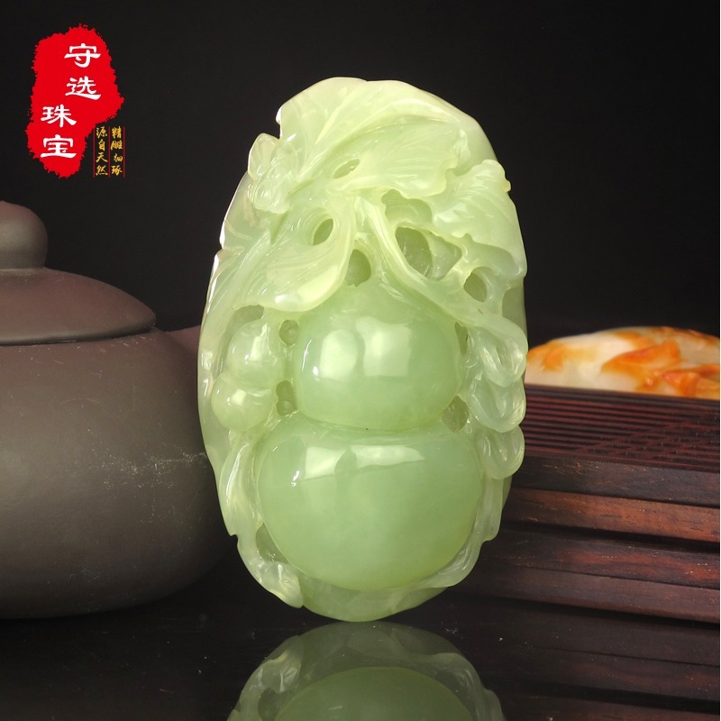 天然岫玉把玩件葫芦鱼貔貅文玩