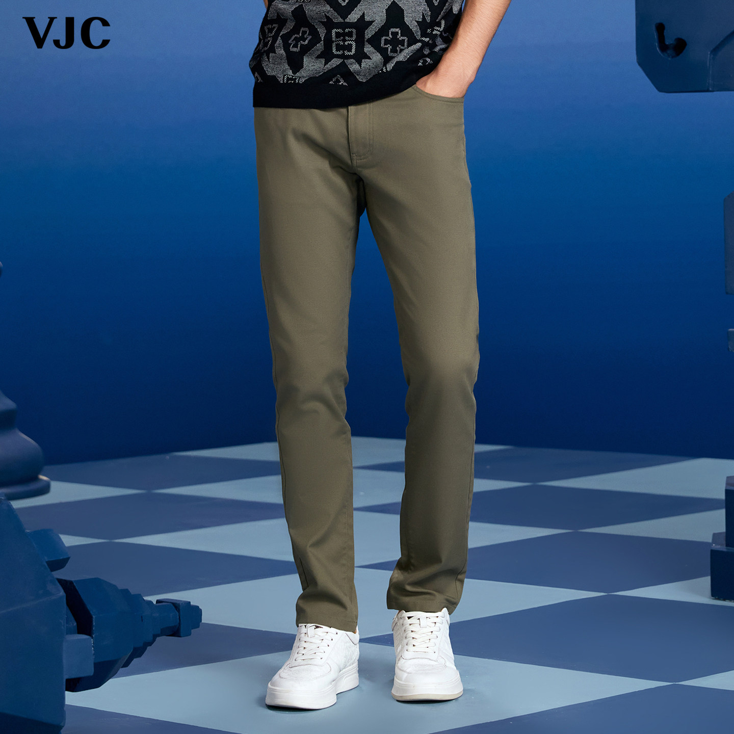 VJC/威杰思秋冬新款男装时尚绿休闲裤通勤出游九分裤刺绣潮流