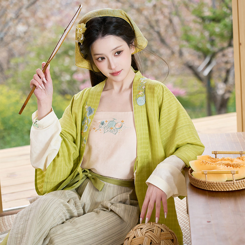 食瓜天 清水溪汉初宋制汉服舒适天丝半袖宋裤夏季春夏薄款百搭图片