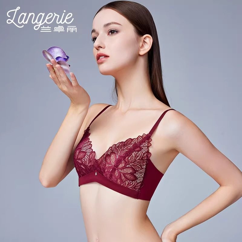 兰卓丽女士内衣 服帖不易空杯 无钢圈三角模杯围300810278