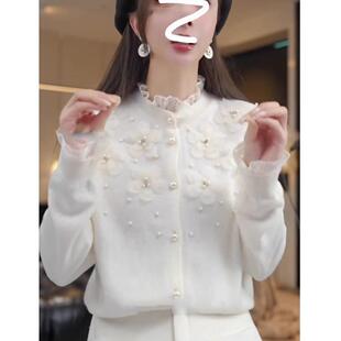 设计感重工钉珠蕾丝拼接针织开衫 女秋冬韩系显瘦洋气别致内搭毛衣