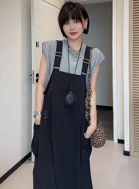 高级感慵懒风减龄穿搭工装背带裙