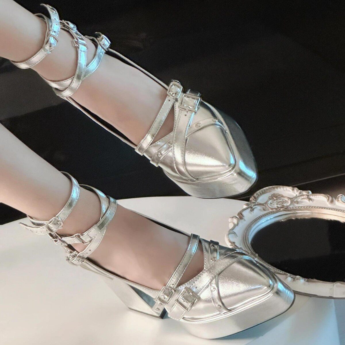 2025新款银色防水台高跟鞋女厚底粗跟哥特风气质尖头单鞋玛丽珍鞋