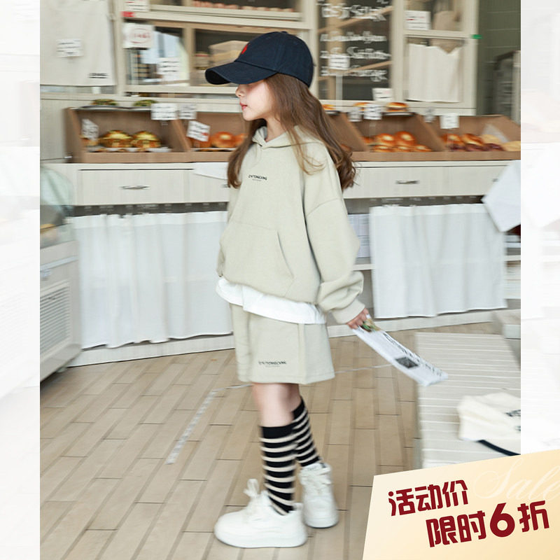 柒号童仓女童韩版连帽休闲卫衣套装春装新款儿童宽松短裤卫裤潮图片