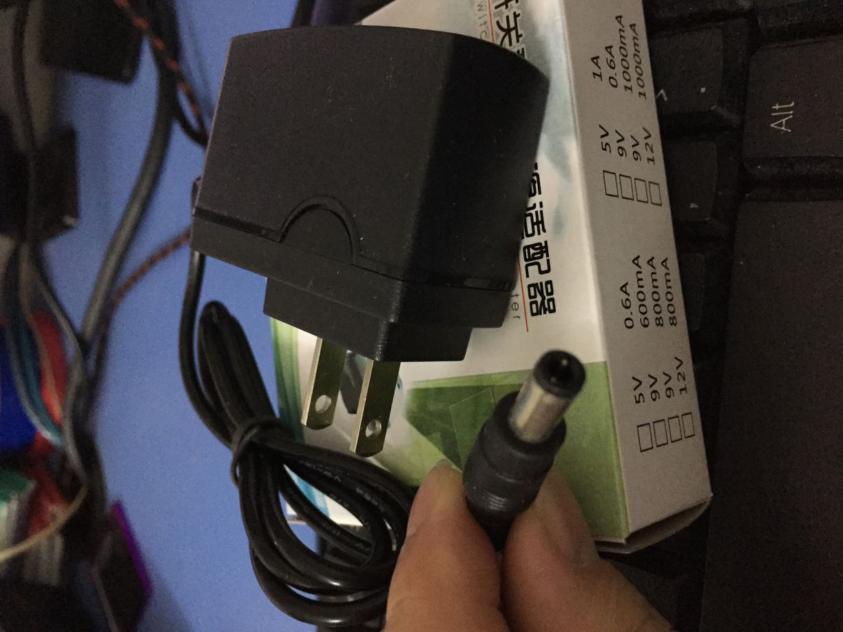 ADSLè MODEM µçÊӺРµçÔ´5V1AµçÔ´ÊÊÅäÆ÷