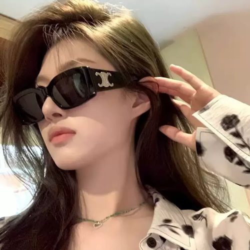 2512新款大框网红同款墨镜女欧美时髦感潮街拍遮阳凹造型太阳眼镜