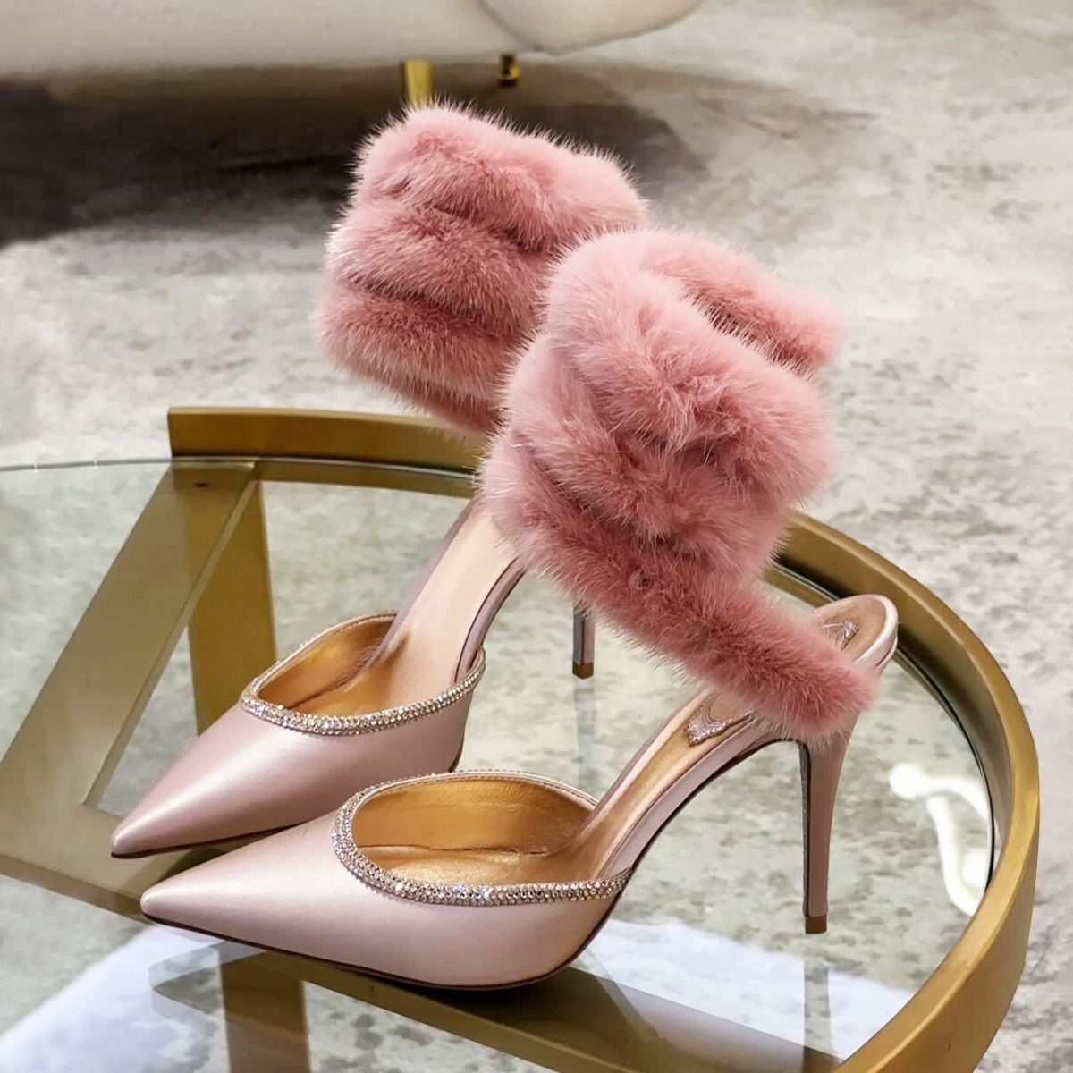 高定法式水钻尖头缠绕水貂毛毛鞋