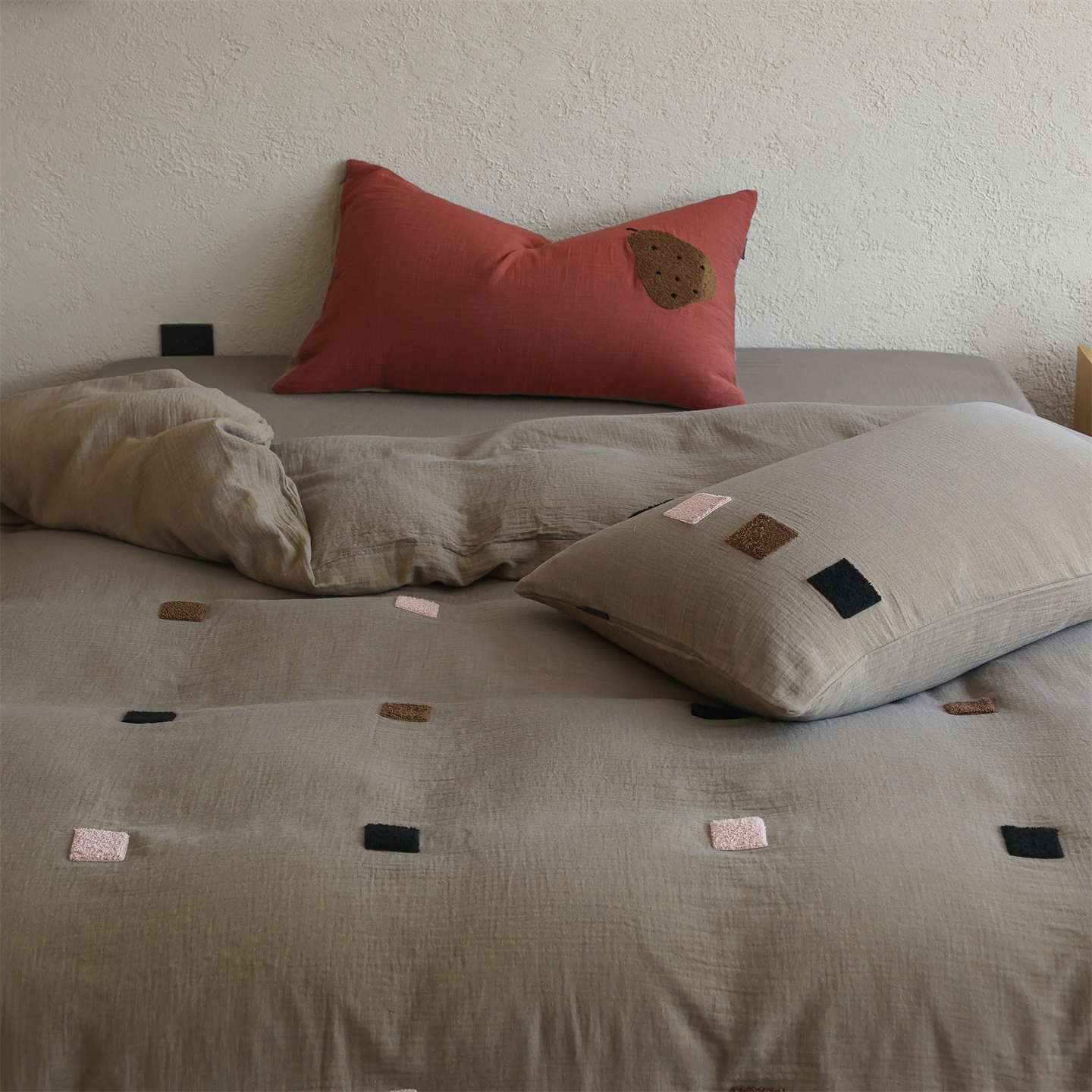 简约现代毛巾绣色织双层纱四件套