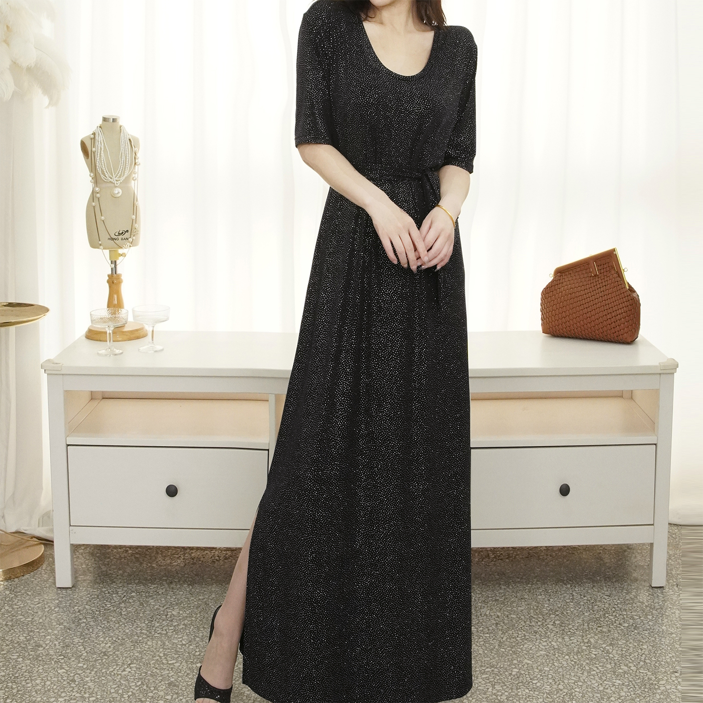 百搭宽松超长侧开叉性价比连衣裙