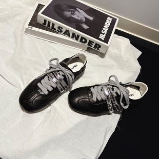 休闲鞋 小羊皮 时尚 女甜酷风运动鞋 ins风 巨软平底皮带扣方头德训鞋