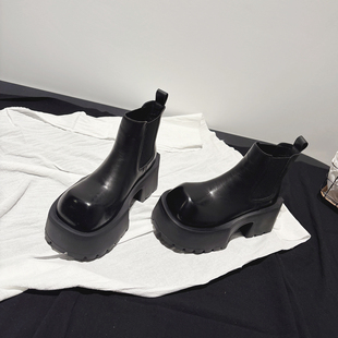 7CM增高 套筒短靴 轻便厚底大铁片方头切尔西靴冬加绒马丁靴炸街款