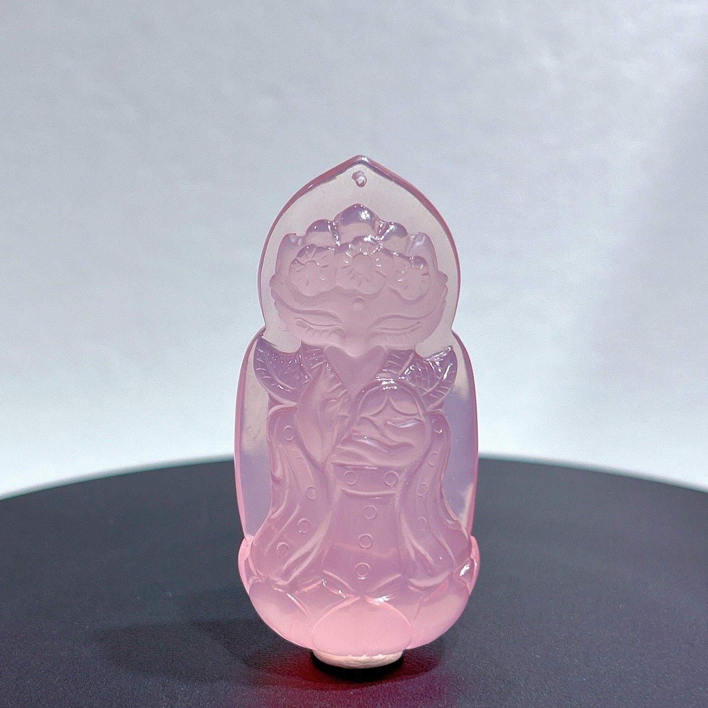 天然粉晶雕刻件天然莫桑比克粉水晶修仙九尾狐吊坠挂件