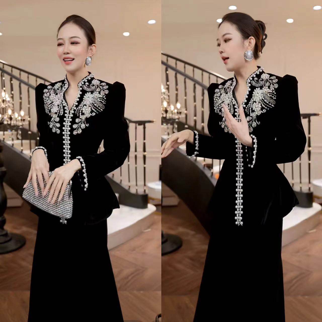 网红爆款设计感时尚高级轻奢两件套女秋冬新款镶钻英伦风套装潮流,女装/女士精品,职业女裙套装,淘宝优惠券,粉丝福利购,淘宝优惠卷