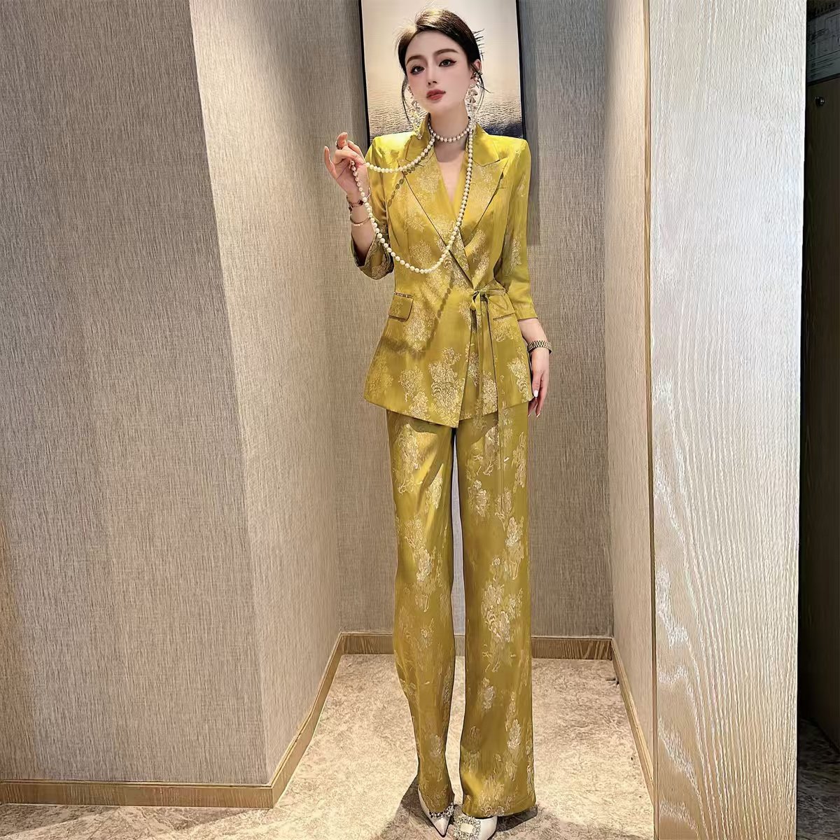 高级感提花洋气西装套装2025春夏气质七分袖薄款西服阔腿裤两件套,女装/女士精品,时尚套装,淘宝优惠券,粉丝福利购,淘宝优惠卷