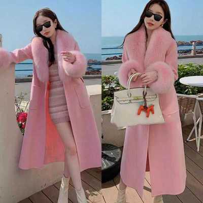 新款狐狸毛领加厚羊绒大衣轻奢