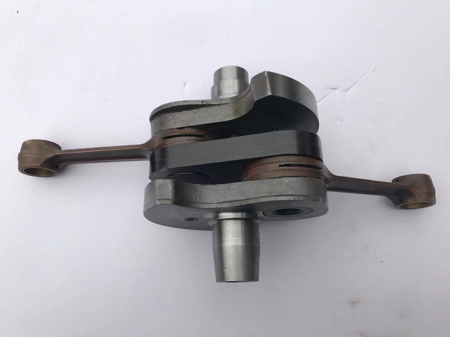 长江750湘江750海陵750边三轮挎子曲轴 全新曲轴 24/32匹马力曲轴