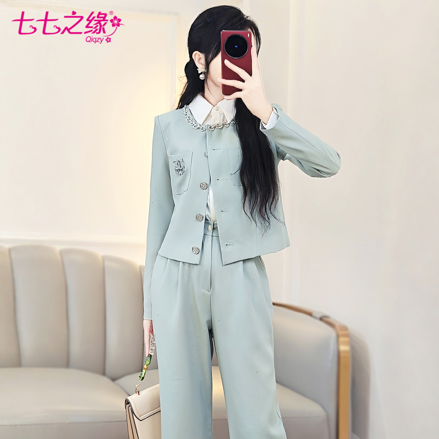 淡绿小香风外套白衬衫长裤两件套