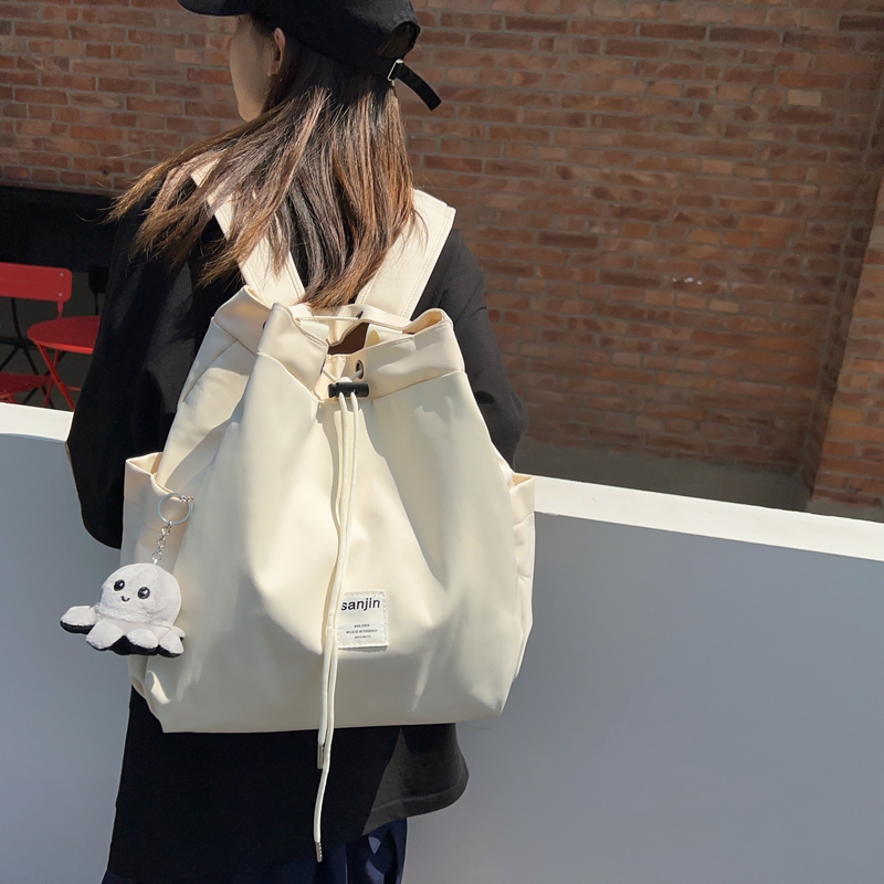 新款大容量双肩包女学生书包旅行背包休闲百搭单肩包尼龙包电脑包