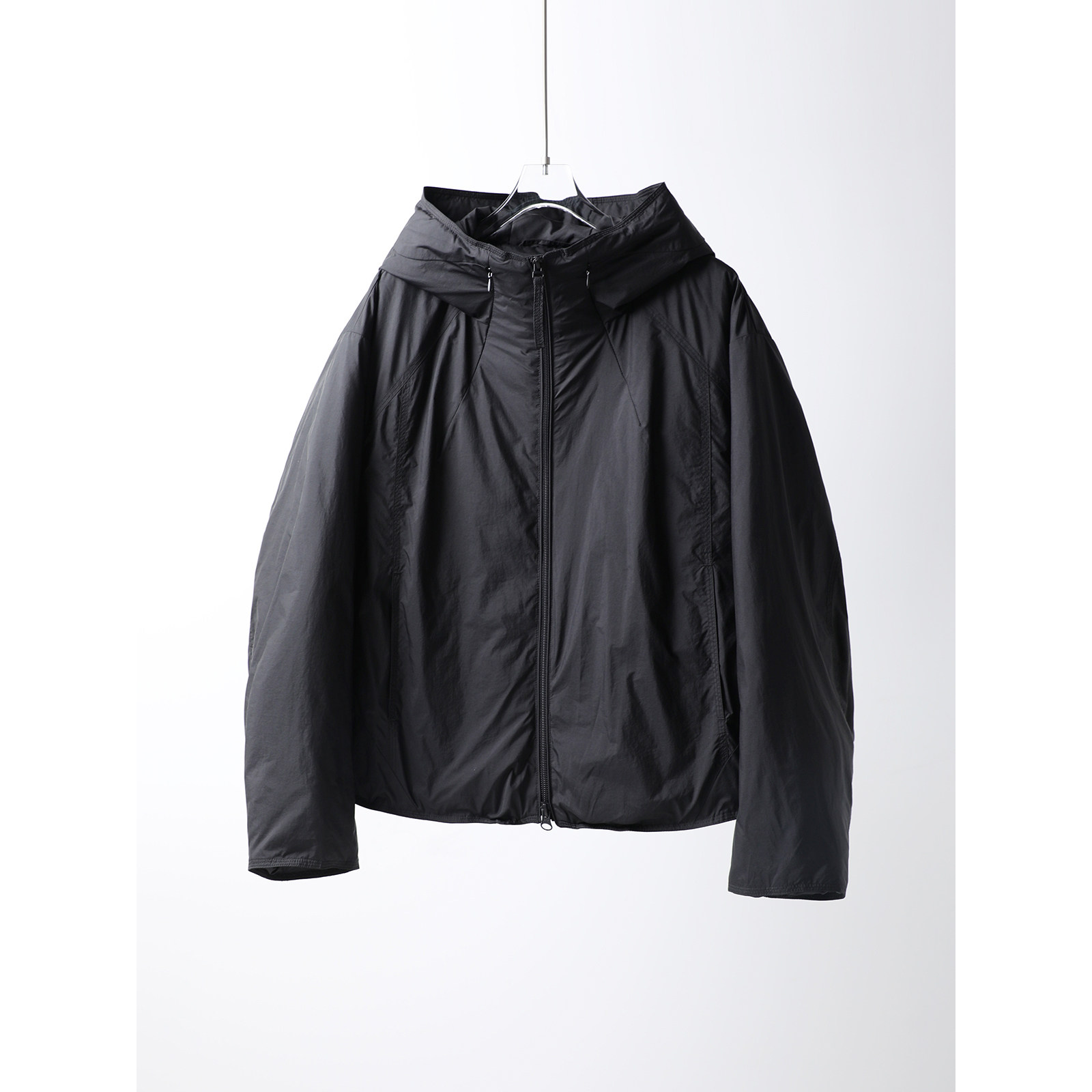 TANG TOWN 打造时髦度且实用耐穿冬日单品 90白鹅绒连帽羽绒服