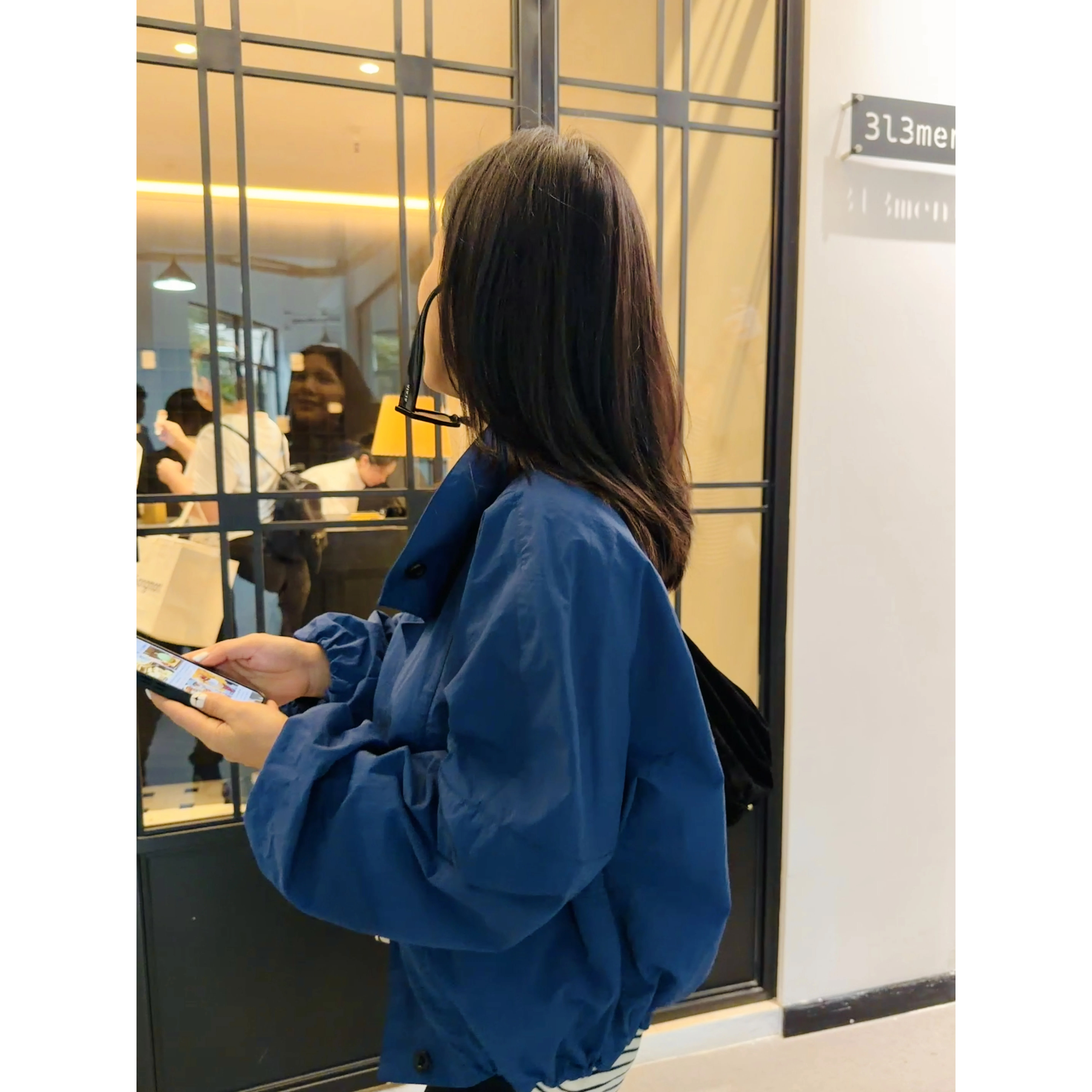 TANG TOWN轻盈实穿易打理 兼具拼接感与线条感的量感廓形夹克外套