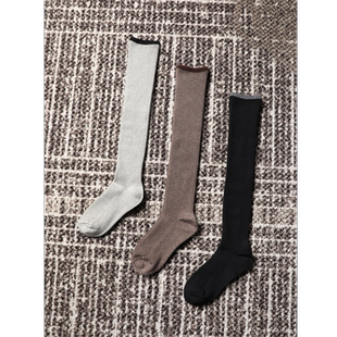 汤汤2004细螺纹羊毛撞色口过膝袜多色可选