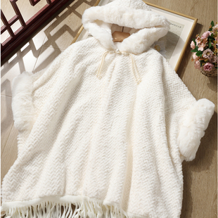 忆南栀白色斗篷披肩高级感旗袍外搭2025新中式晚礼服加绒加厚冬装