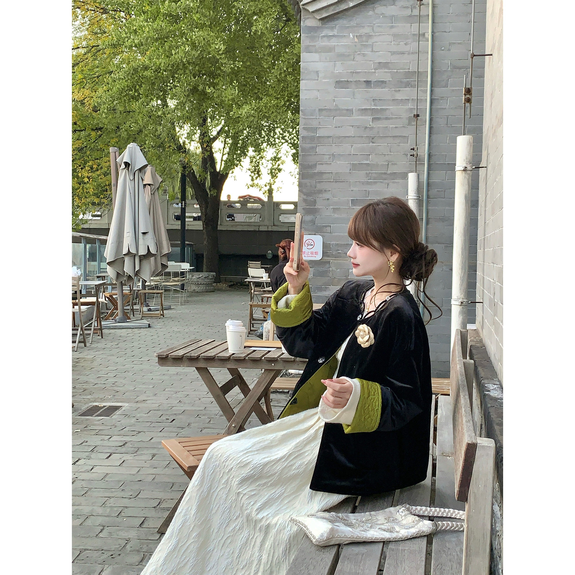 Thecoco 原创新中式缎面刺绣拼黑丝绒两面穿重工夹棉外套女秋冬季