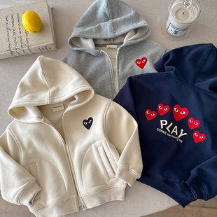 儿童连帽卫衣男童秋冬款上衣小童抓绒开衫洋气宝宝爱心外套女薄绒