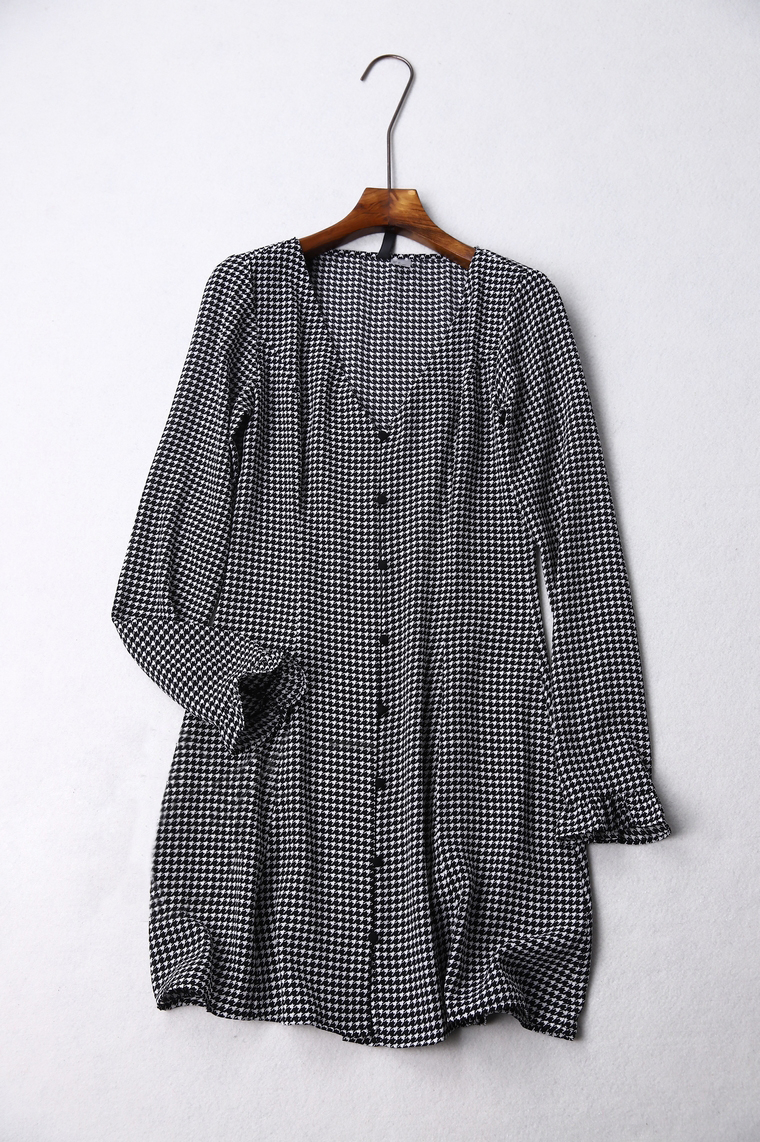 E94 原DAN  早春款 炒鸡洋气 经典千鸟格 收腰V领雪纺连衣裙