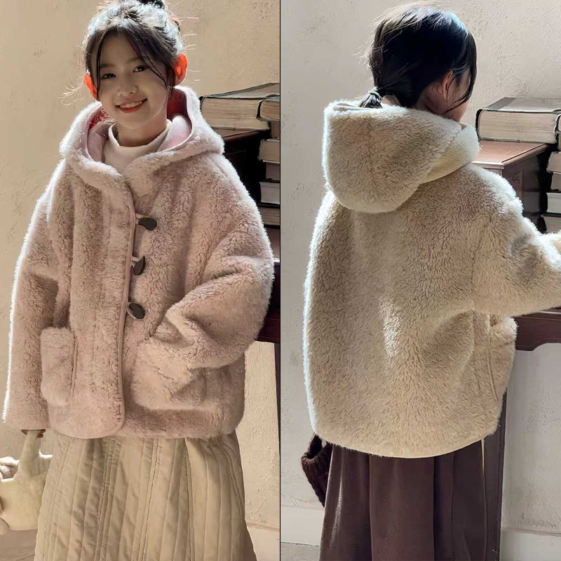 大E小e童装女童中大童羊羔毛外套