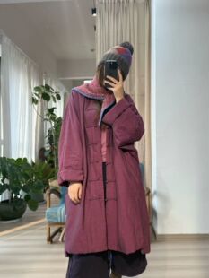 衣牧了然25103A高品羊绒对襟立领盘扣多手工棉衣