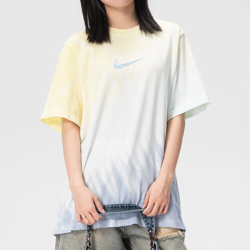 Nike/耐克 女装 休闲 T-SHIRT短袖针织衫 IR7557-714