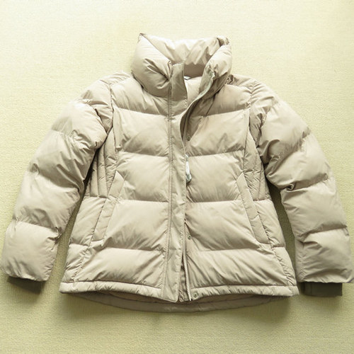 Micro puff volume-neck JKT 女款蓬松质感棉衣 261908