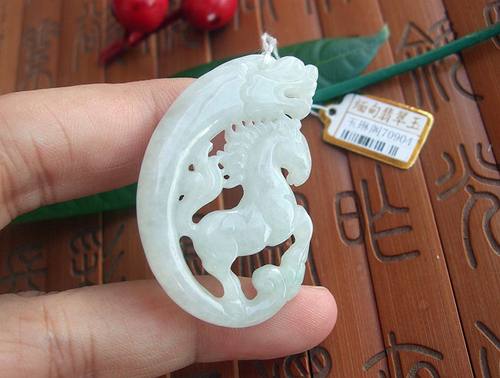 天然a货龙马精神缅甸玉