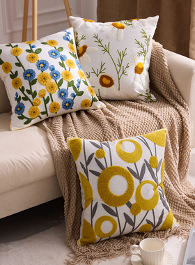 北欧刺绣抱枕套ins风清新田园靠枕垫客厅飘窗沙发轻奢高级感花朵