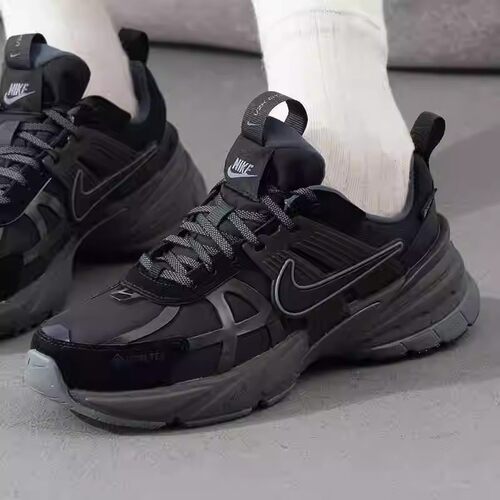 正品耐克女鞋NIKE V2K RUN GTX秋冬款跑步鞋厚底增高运动鞋FZ2622