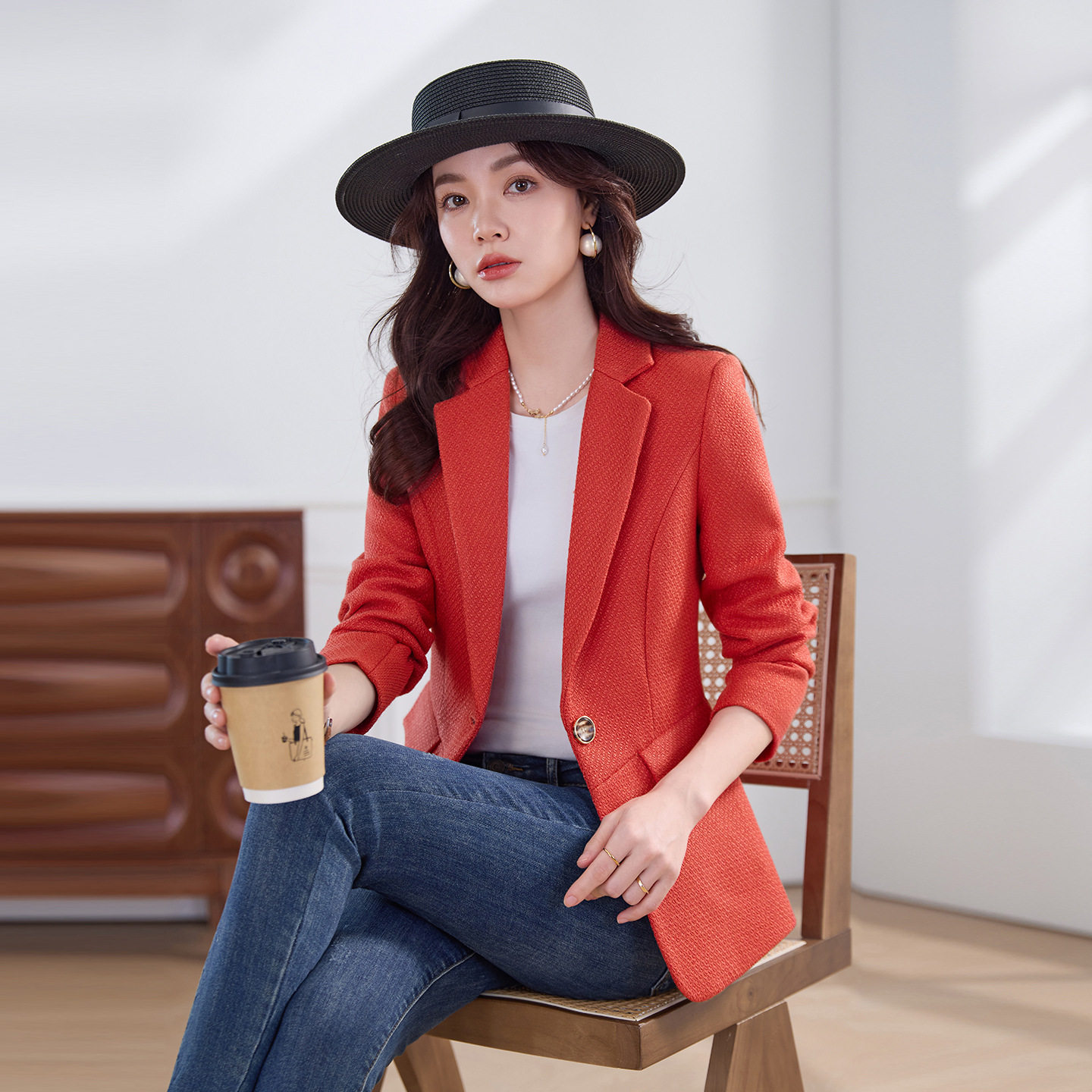 高级感女神范小西装外套女春季2026新款时尚气质修身显瘦西服上衣