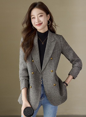 灰色毛呢西装外套女秋冬2025新款休闲气质高级感今年流行的小西服
