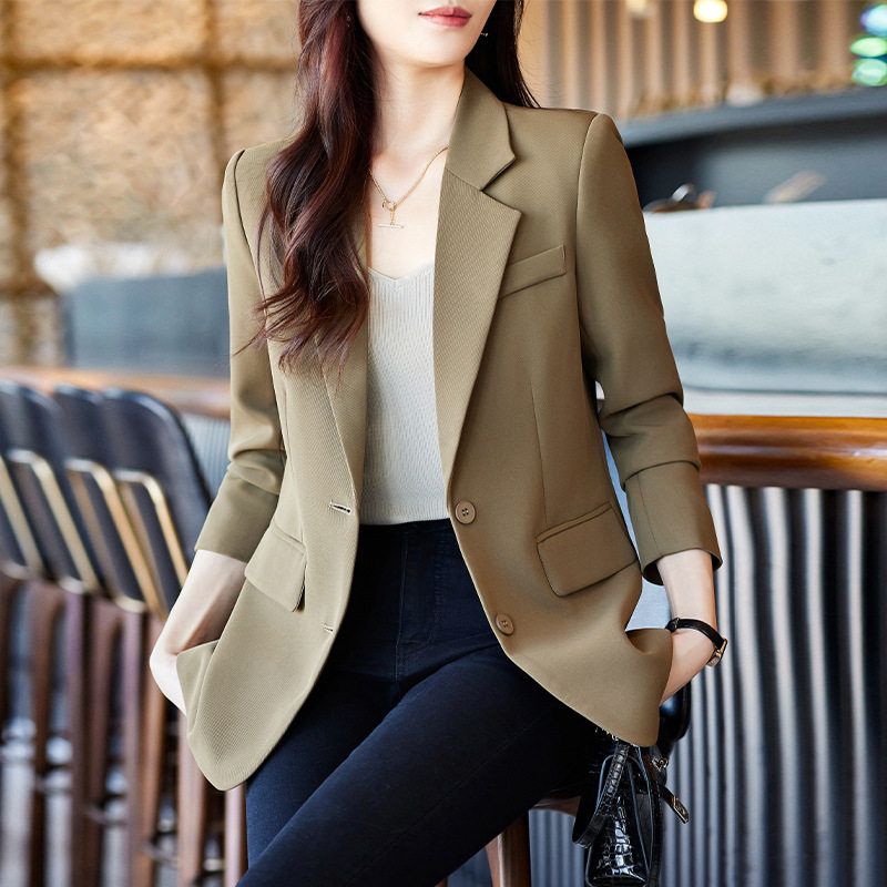 咖色休闲西装外套女春夏2026新款小个子高级感炸街后开叉西服上衣