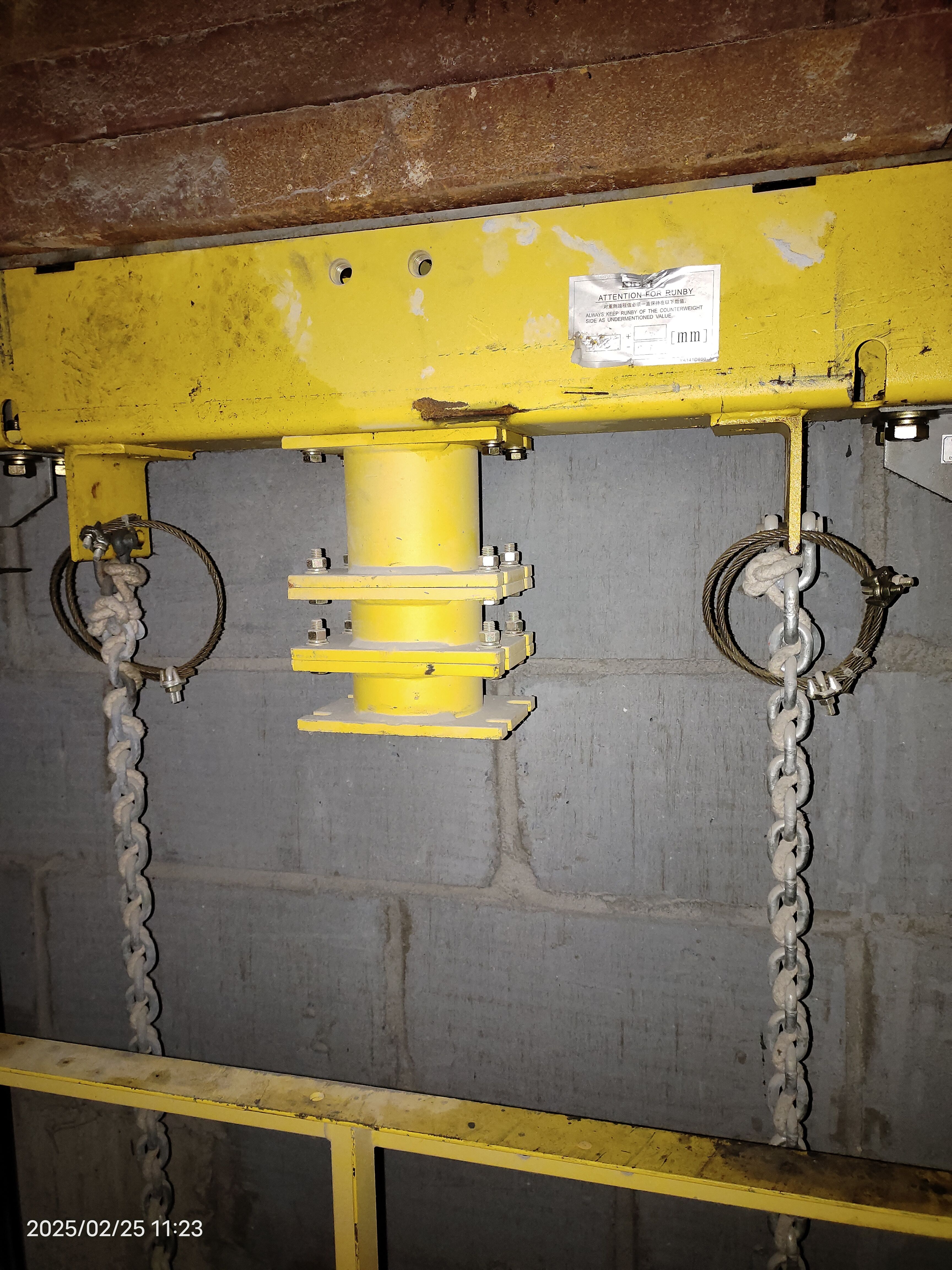 电梯对重框缓冲器/对重框墩子垫高/缓冲器撞块/对重墩子定制加工