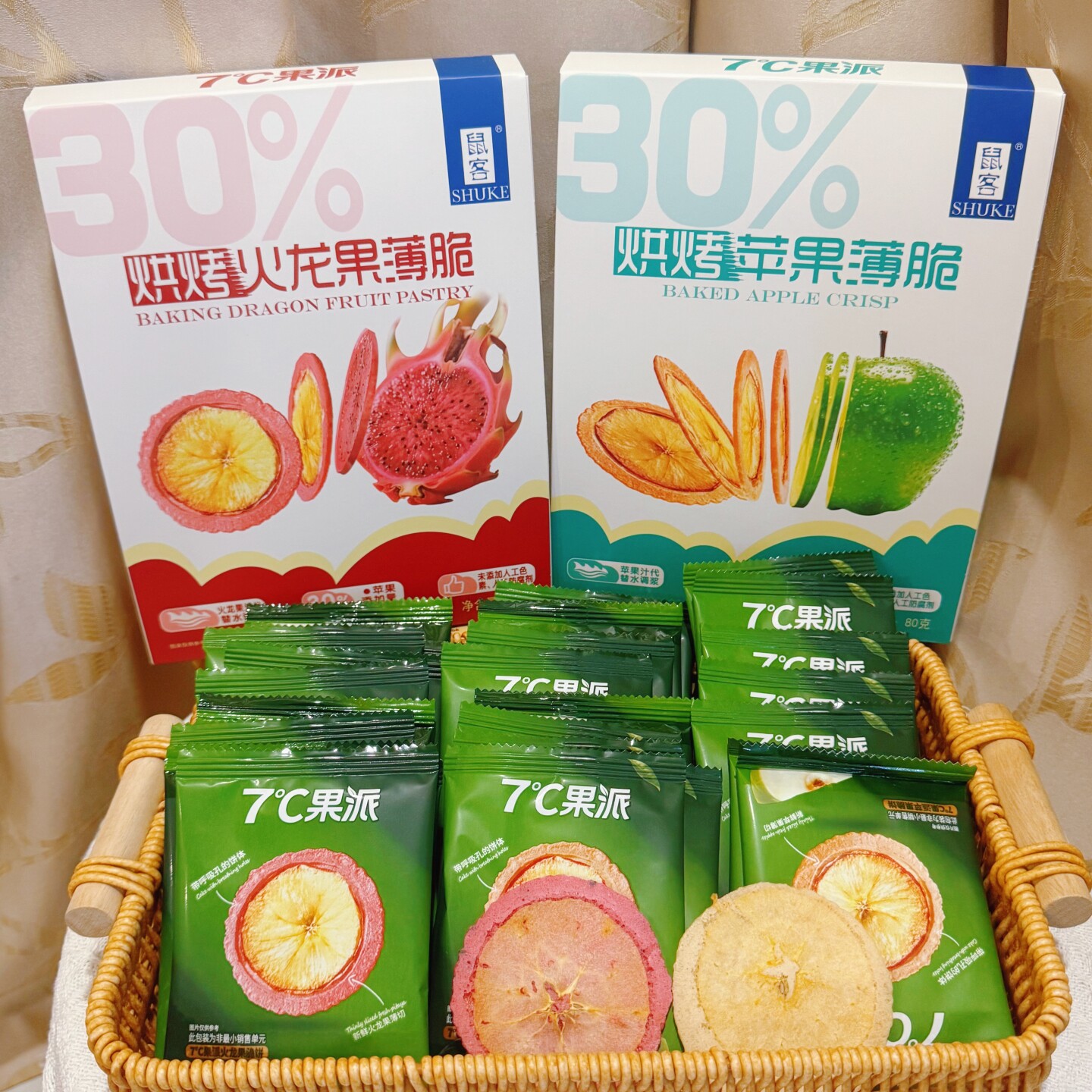 鼠客7&deg;C果派烘烤苹果薄脆火龙果薄脆80g饼干下午茶寝室解馋零食