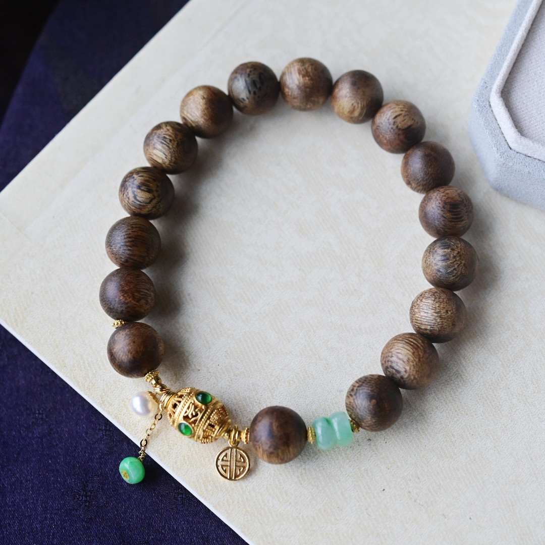 一斤钻戒 天然沉香手串 绿奇楠沉香料 18K金镶嵌珍珠小滴溜配饰