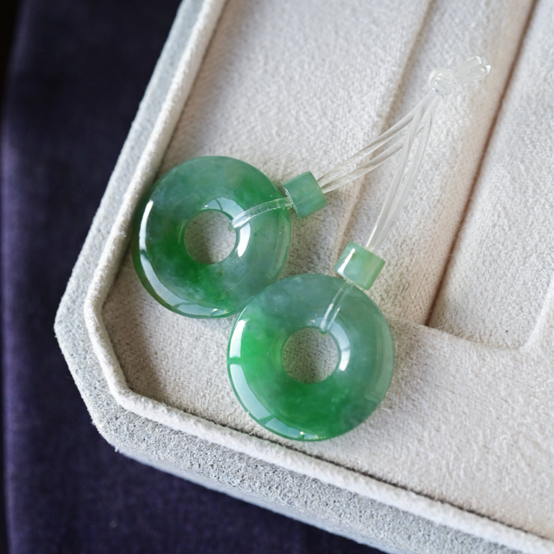 一斤钻戒 天然缅甸A货翡翠 镶嵌料 冰底飘绿翡翠平安扣