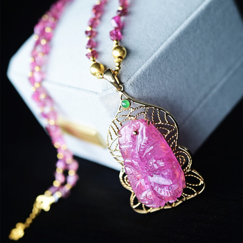 一斤钻戒 天然原矿碧玺吊坠 颜色娇艳 18K重金 绿翡蛋面 精致甜美