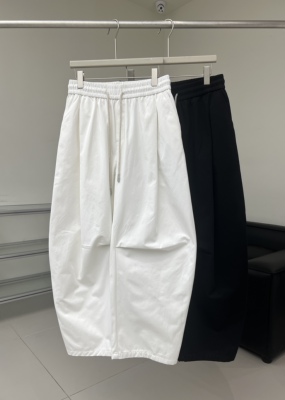 春秋新品白色阔腿休闲裤男小众设计宽松垂感弯刀型工装运动长裤子