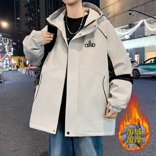 冬季青少年男士加绒加厚连帽夹克学院风时尚潮流百搭保暖学生外套